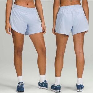 Lululemon Track That Mid-Rise Lined Short 5" in Blue Linen size 4 light blue